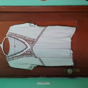 Knox rose embroidered top